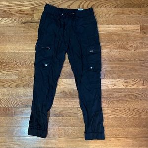 Banana republic cargo joggers / pants